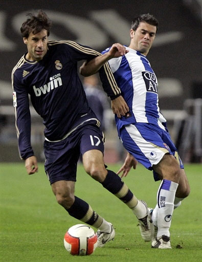图文-[西甲]西班牙人VS皇家马德里 范尼晃开对