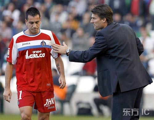 ͼ��-[����]ɣ̹��2-0�����ƴ��͵�³�հ�ο��Ա