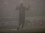 []3-0ɫ