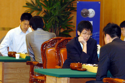 ͼ-12Ǳ16ǿս¶Ϊ֮ɫ