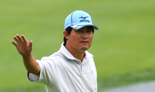 中巡赛昆明站郑文根轻松夺冠黄明杰6杆之差获第二