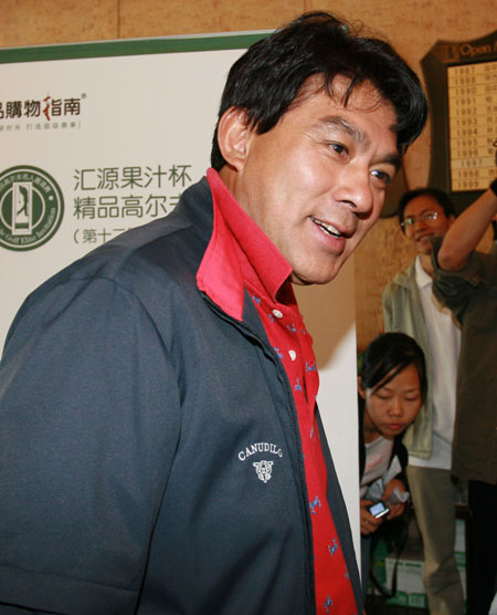 动作与众不同自成一体 朱时茂:演艺界低差点名人