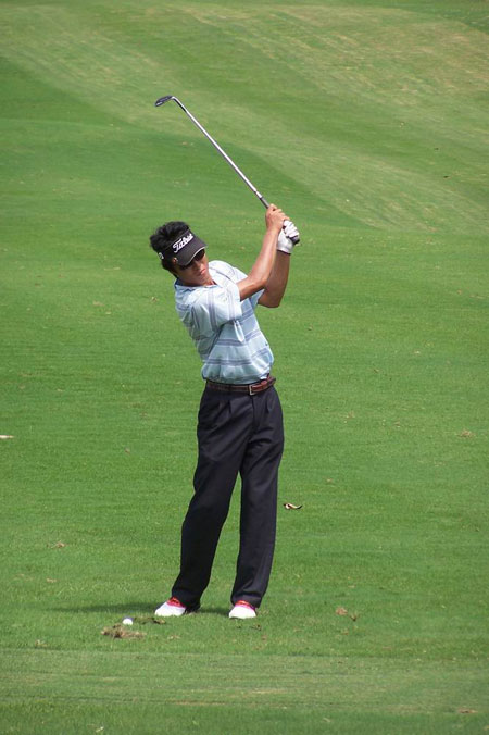 ͼ��-���ڲ��������վ�ܸ˹ھ���ռ��