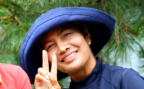 ͼ��-������������Ա������ƴ�ʺ�ͷǰ������