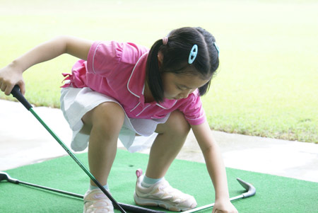 ͼ��-��������ѵ��Ӫ���ڻСŮ����װ����