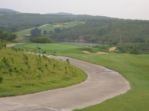 图文-FGT巡回赛佛光球场 球道指示前进方向-国