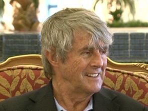 神奇教练米卢生日快乐 珍贵影像回顾传奇|国足