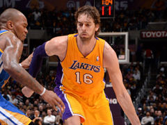 13\/14赛季NBA常规赛 湖人 VS 活塞 赛事专题