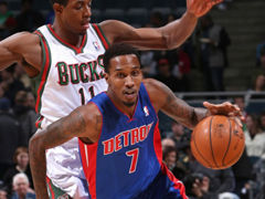 纳尔辛格_国际足球