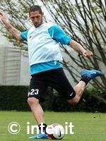 ѵ