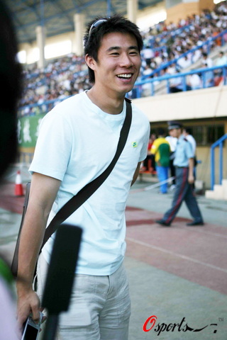 董方卓现身金州引起轰动 是什么让曼联前锋悄