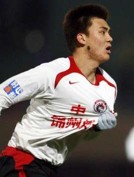 杨善平关键时刻追平比分 辽宁1比1深圳连续十