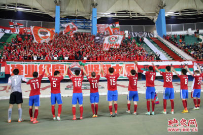 日本拳手吐血图片 - 3023.com