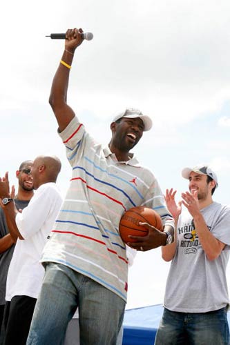 ͼ��-���̶ӷ���ʥ�����������˵���Ī������