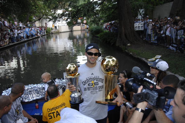 ͼ��-ʥ�������������̶���ܹھ����˵�������