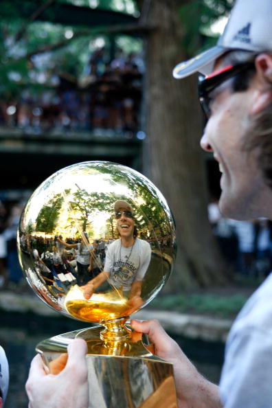 ͼ��-ʥ�������������̶���ܹھ��²���Ц������