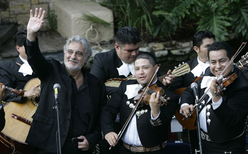 ͼ��-����Я�ܹھ������ʴ����ж������ֳ��Ÿ�