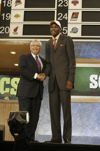 图文-NBA2007选秀大会大幕拉开 杜兰特与总裁