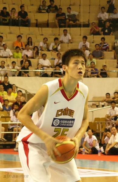 图文-中国男篮vs斯洛文尼亚