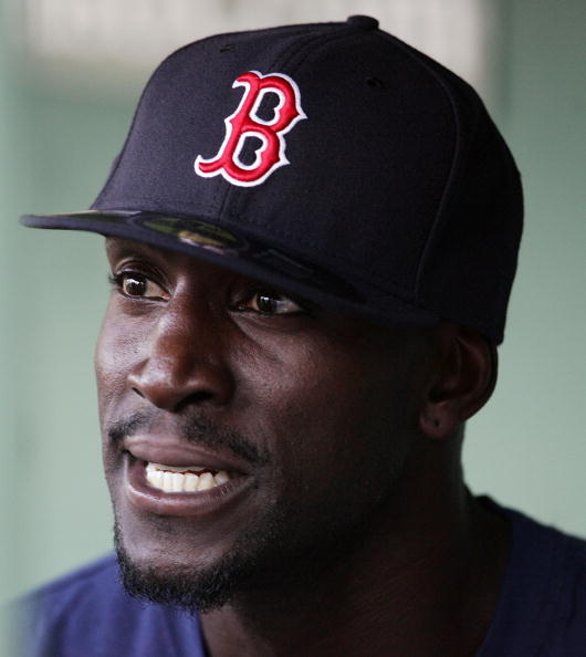 图文-加内特亮相波士顿红袜队主场