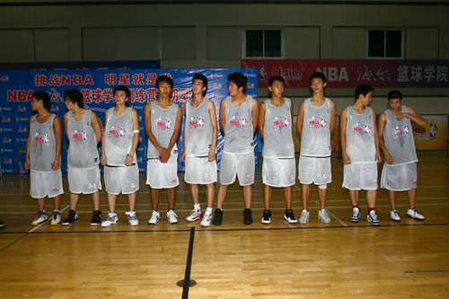 备受瞩目的nba海尔篮球训练营全明星赛于8月