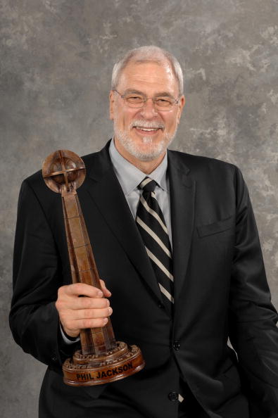 图文-湖人禅师入选篮球名人堂 杰克逊修成正果