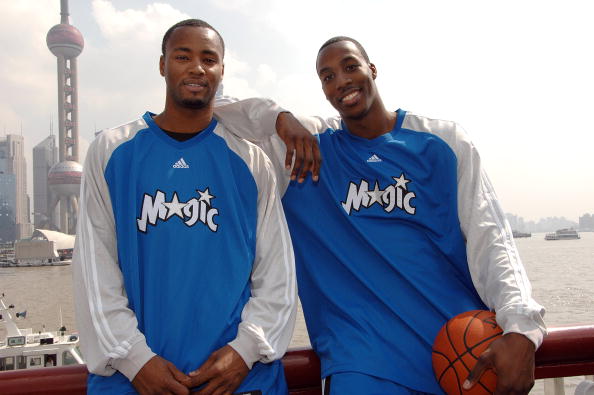 图文-[中国赛]NBA球星畅游上海 魔术双星感受