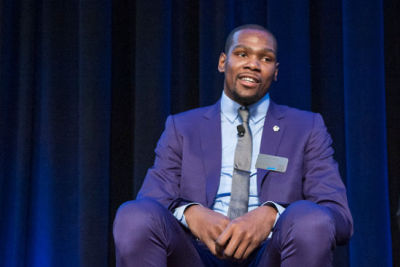 KD:媒体投票权力太大 他们懂的不如球员多