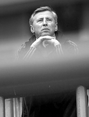 杜伊力荐:福拉多有戏 足协目前还未和他取得联