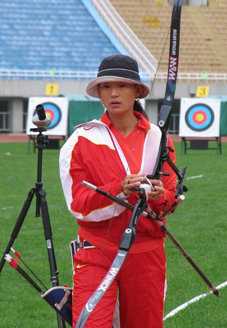 何影:走过辉煌重写新篇章 首要任务入选奥运阵容_综合体育_NIKE新浪竞技风暴_新浪网