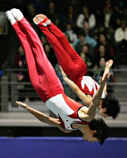 资料图片-蹦床世锦赛 日本获男子网上双人冠军