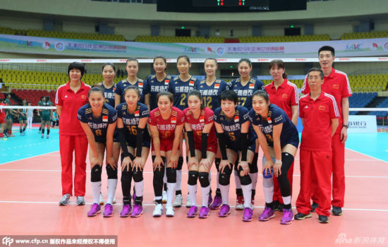 <em>中国女排</em>赛前合影