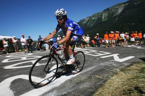 ͼ��-2007��������������������һ�˶���·�ںη�