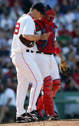 图文-波士顿红袜队11-2胜芝加哥白袜 窃窃私语_综合体育_NIKE新浪竞技风暴_新浪网