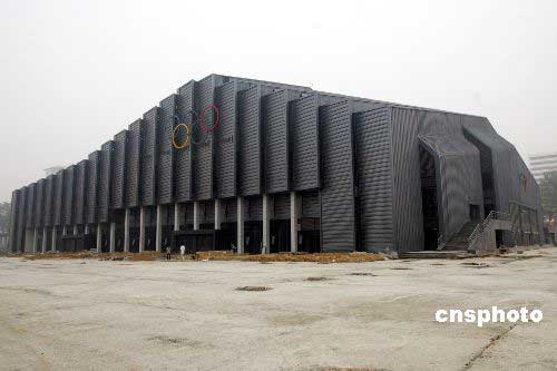 图文-奥运会摔跤体育馆农大收尾建筑颇具异域风格