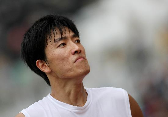 文-田径世锦赛刘翔晋级半决赛 飞人傲气十足_