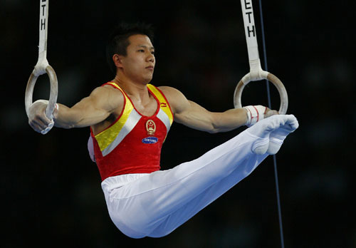 图文-体操世锦赛吊环陈一冰卫冕 双臂几乎水平_综合体育_NIKE新浪竞技风暴_新浪网