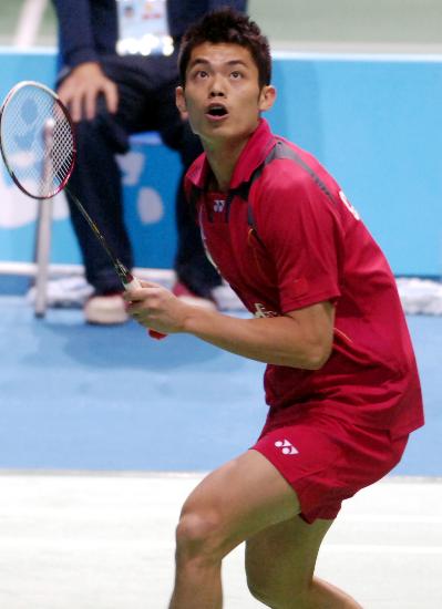 图文-羽毛球邀请赛林丹晋级八强 眼神中渴望胜