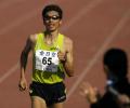 图文-北京国际马拉松赛战况韩刚获得男子组第三名