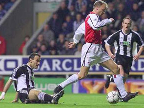 腰右路精确制导 神塔37秒闪击破狼|1011英超视