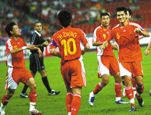 国足首战打破东道主不败怪律 夺命奇兵奏效斩