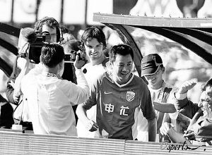 �껨���к���쿥�׷��ϳ�����˹������˫˫����