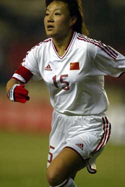 任丽萍昨天宣布正式挂靴 退役后将在北京