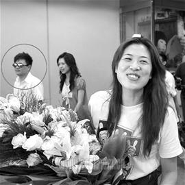 �ɻ�����ߍ�����ֻ�������ѽ�װٺ���������Ц��