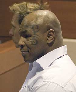 泰森承认吸毒 因强奸罪坐过班房后可能再次入