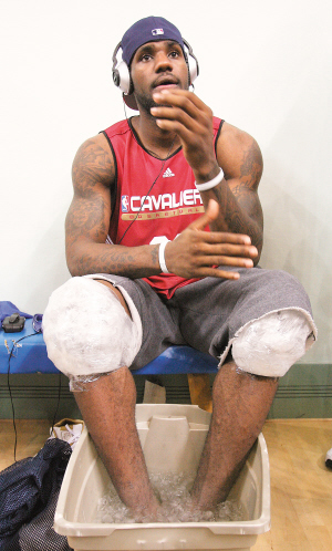 霍华德詹姆斯争锋上海滩_其他栏目_nike新浪竞技风暴_新浪网