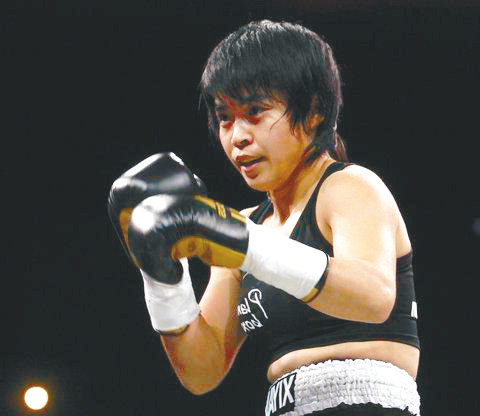 女拳王张喜燕痛失亲人让她成长 立志扬名世界