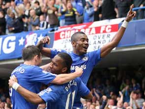 荷甲豪门对决惊现10-0 6人破门半场进8球|欧洲