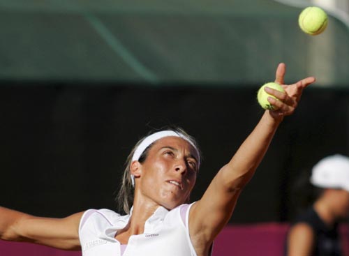 图文-联合会杯法国VS意大利赛况 高手一次发两