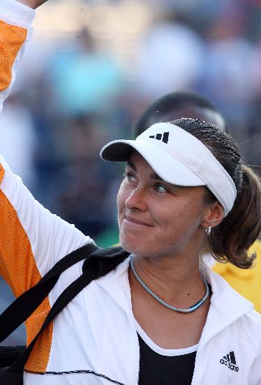 图文-美网公开赛女单第三轮 辛吉斯憾别赛场_